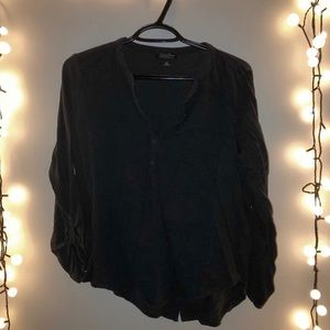 black button up shirt